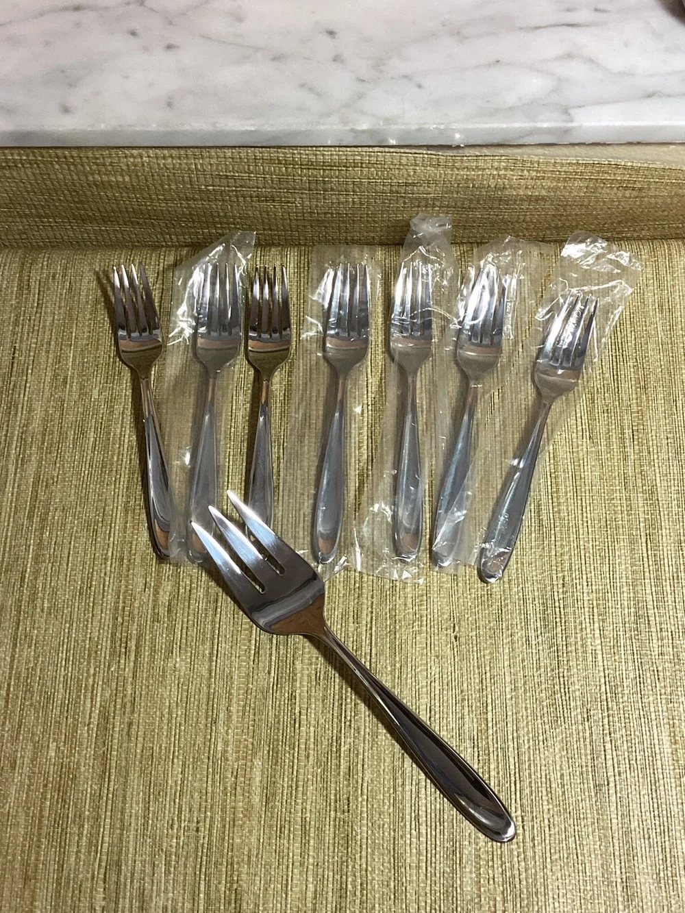 New Stainless Steel Serving Forks Silver Unbranded